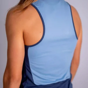 Muntanya.fr propose toute une gamme de produits adaptés pour les sportifs. Retrouvez les shorts femme débardeur femme de fabrication française. vue de dos